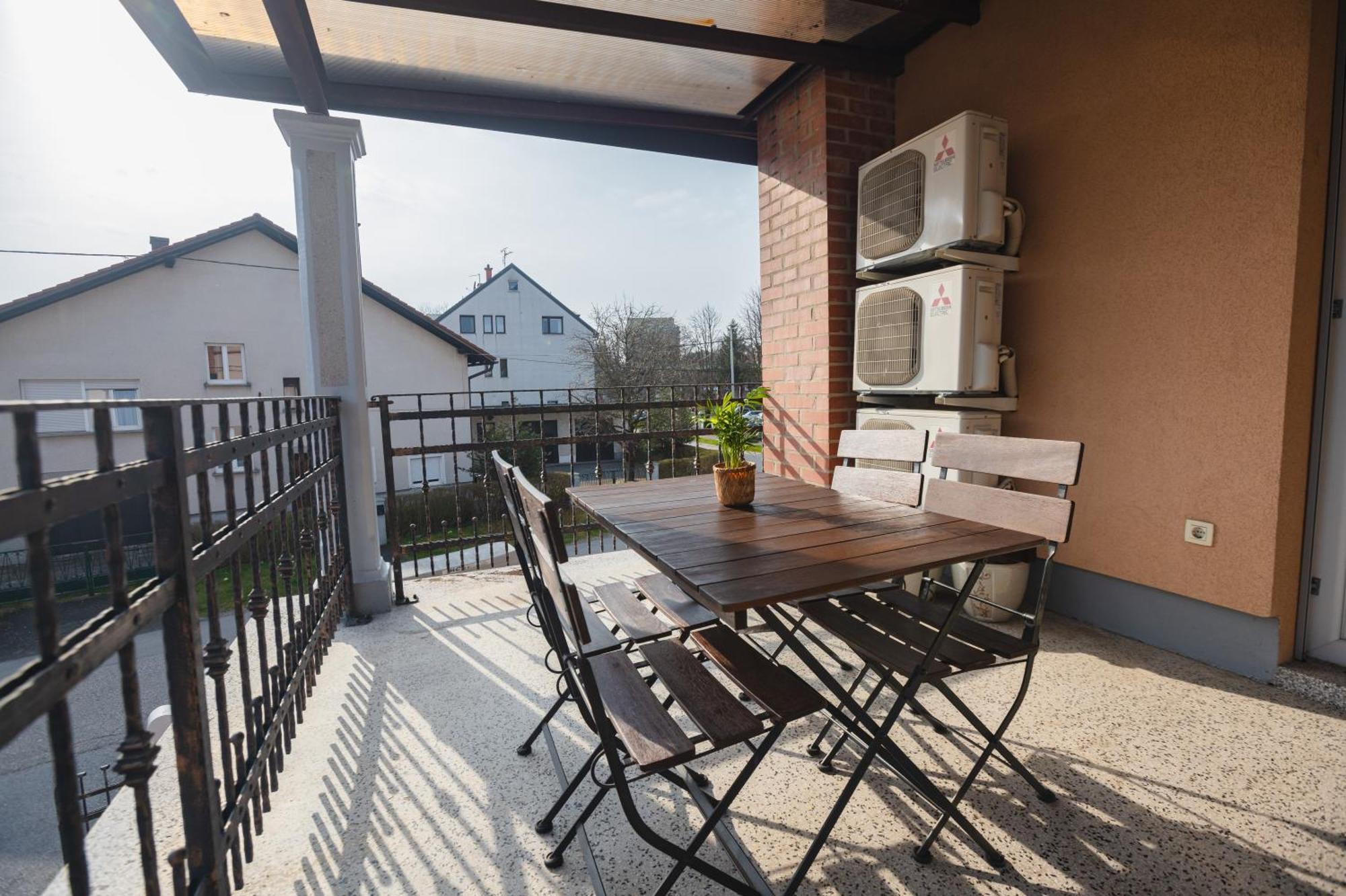 Vila Klara Apartments Lublana Zewnętrze zdjęcie